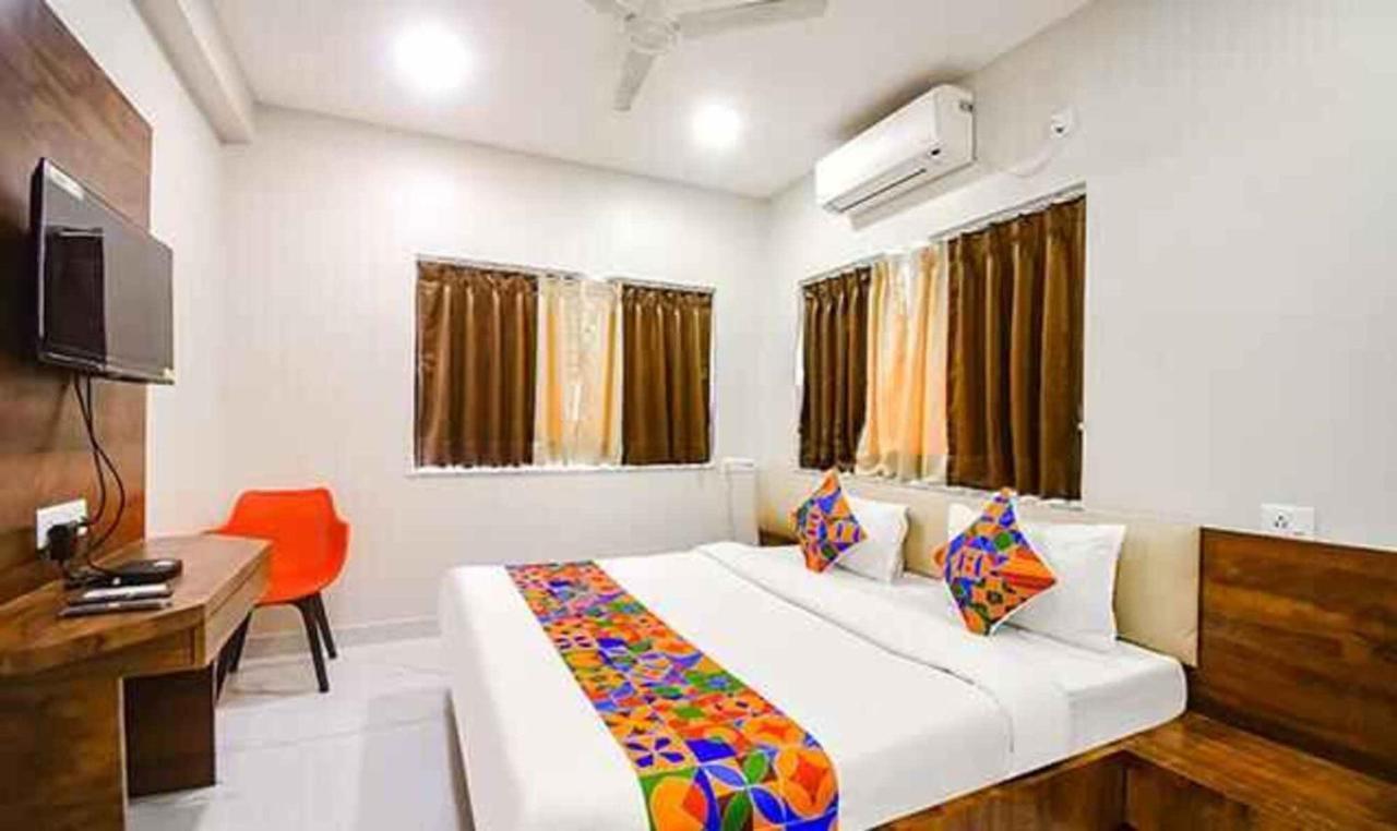 Fabhotel Dak Plaza - Nr Axis Mall 加尔各答 外观 照片